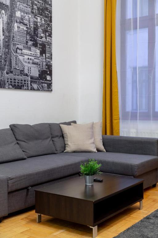 Downtown Home In The Gozsdu Garden Βουδαπέστη Εξωτερικό φωτογραφία